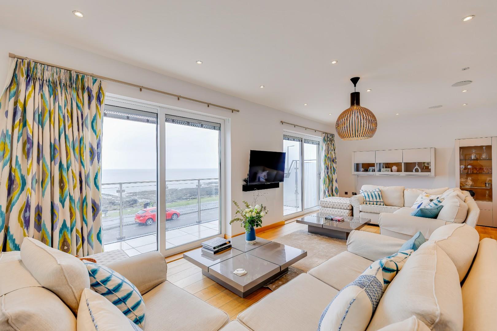 West Drive, Porthcawl, Bridgend County Borough, CF36 3LS